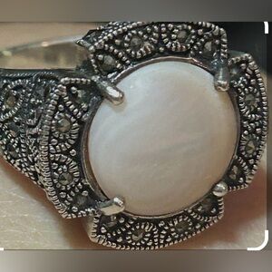 MOP sterling silver vintage Marcasite ring